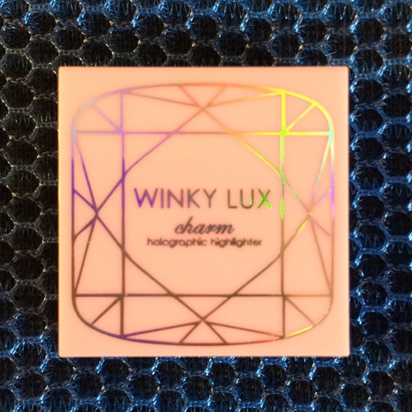 Winky Lux Charm Holographic Highlighter - Picture 4 of 4